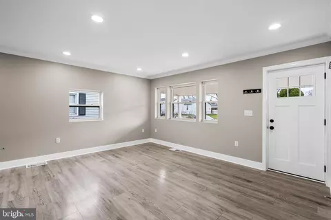 13 Longeron Dr, Middle River, MD 21220 photo 7
