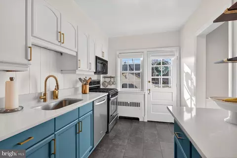 Kitchen - 421 Regester Ave, Baltimore, MD 21212 photo 2 of 3