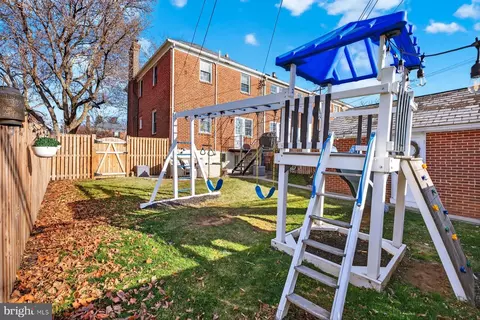 Exterior - 421 Regester Ave, Baltimore, MD 21212 photo 6 of 7