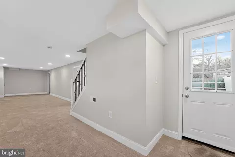 Entry Way - 1200 Seneca Rd, Middle River, MD 21220 photo 9 of 10