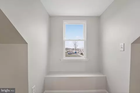Entry Way - 1200 Seneca Rd, Middle River, MD 21220 photo 6 of 10