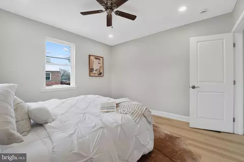 Bedroom - 1200 Seneca Rd, Middle River, MD 21220 photo 4 of 9