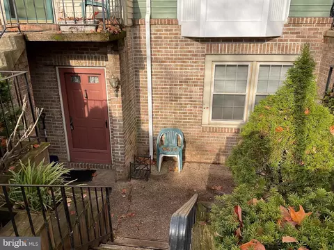 22 Kettle Ct #7-12F, Windsor Mill, MD 21244 photo 1