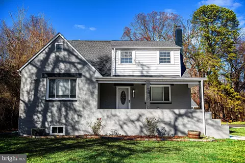 518 Wampler Rd, Middle River, MD 21220 photo 2