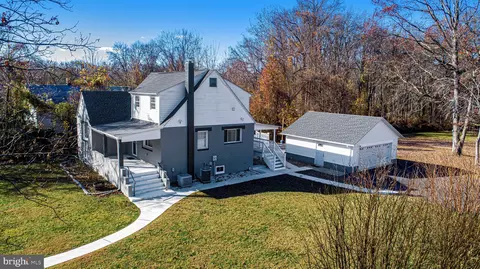 518 Wampler Rd, Middle River, MD 21220