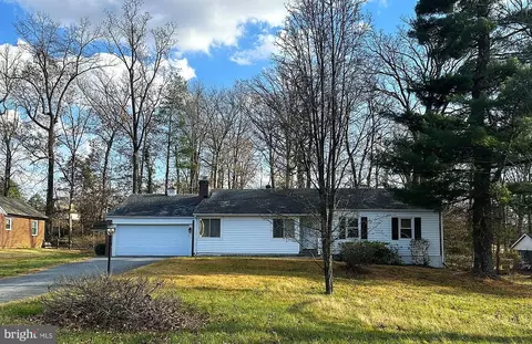 4121 Villa Nova Rd, Pikesville, MD 21207