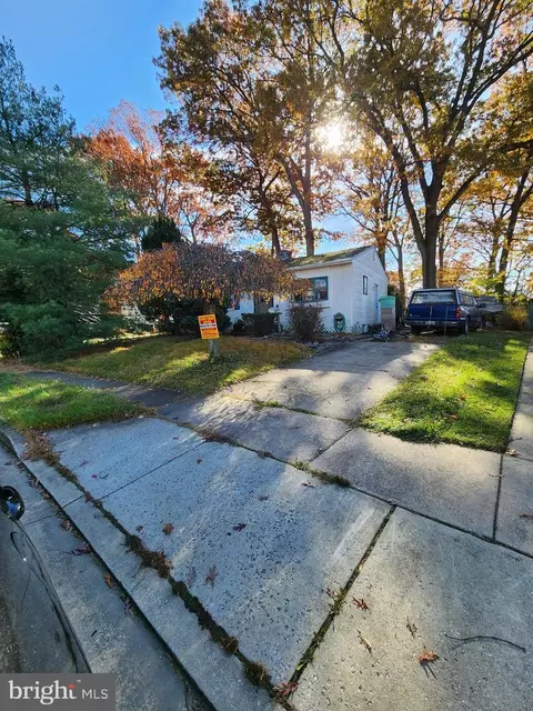 3707 Hurlock Rd, Middle River, MD 21220 photo 2