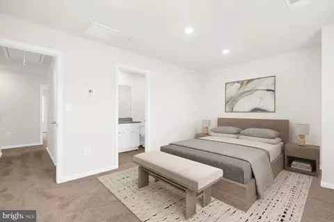 Bedroom - 8128 Bartholomew Ct, Baltimore, MD 21206 photo 2 of 3