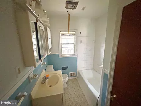 Bath - 323 Third Ave, Lansdowne, MD 21227 photo 1 of 1