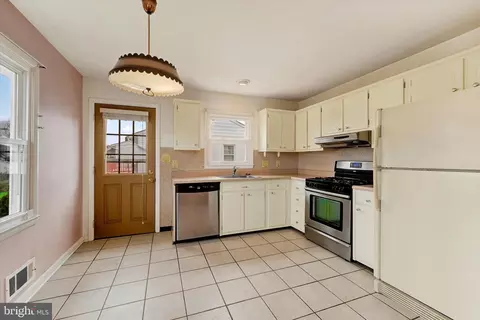 Kitchen - 4108 Baker Ln, Nottingham, MD 21236 photo 2 of 2