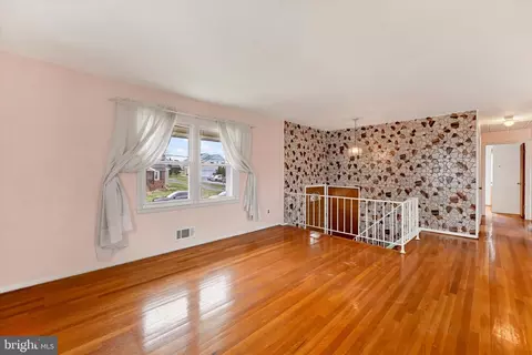 Living - 4108 Baker Ln, Nottingham, MD 21236 photo 2 of 5