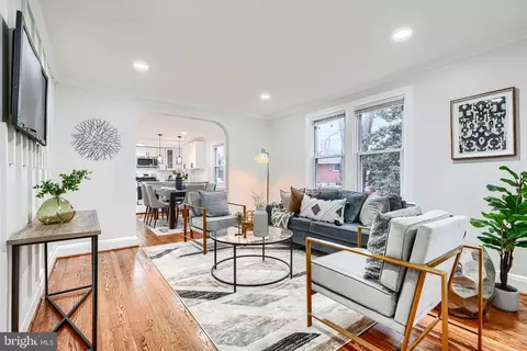 34 Henry Ave, Nottingham, MD 21236