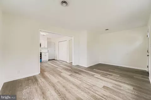 2542 Sycamore Ave, Sparrows Point, MD 21219 photo 7