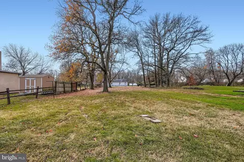 2542 Sycamore Ave, Sparrows Point, MD 21219 photo 26