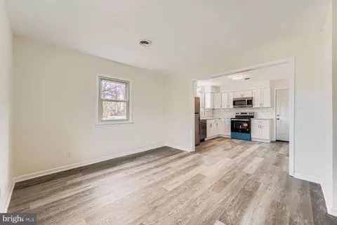 2542 Sycamore Ave, Sparrows Point, MD 21219 photo 8