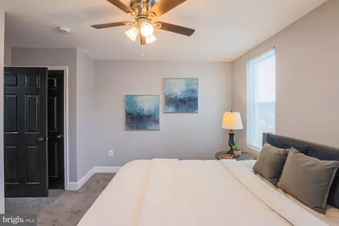 Bedroom - 9 Glenmore Ave, Baltimore, MD 21206 photo 2 of 4