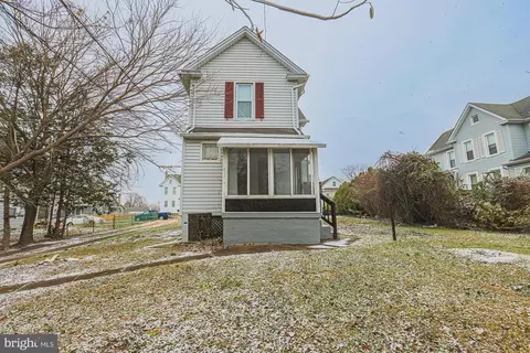 Exterior - 9 Glenmore Ave, Baltimore, MD 21206 photo 2 of 7