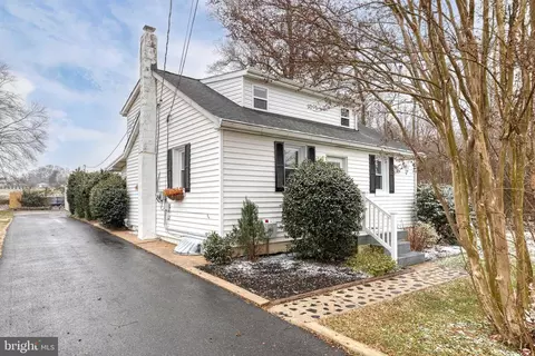 11023 Bird River Grove Rd, White Marsh, MD 21162 photo 2