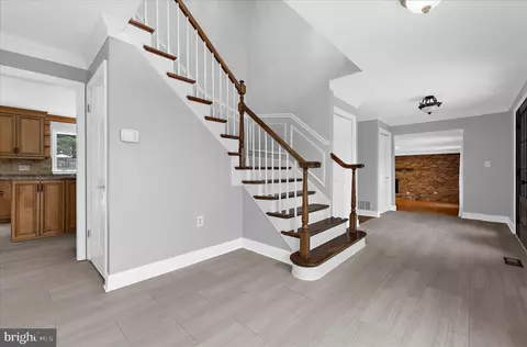 Entry Way - 3300 Paper Mill Rd, Phoenix, MD 21131 photo 3 of 10