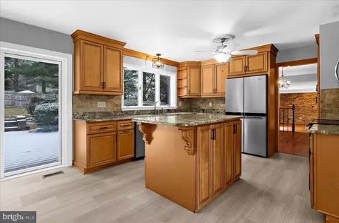 Kitchen - 3300 Paper Mill Rd, Phoenix, MD 21131 photo 1 of 6