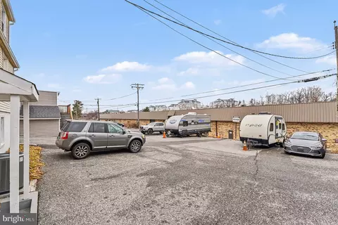 Exterior - 1424 E Joppa Rd, Towson, MD 21286 photo 6 of 6
