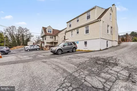Exterior - 1424 E Joppa Rd, Towson, MD 21286 photo 4 of 6