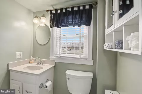 Bath - 1424 E Joppa Rd, Towson, MD 21286 photo 1 of 2
