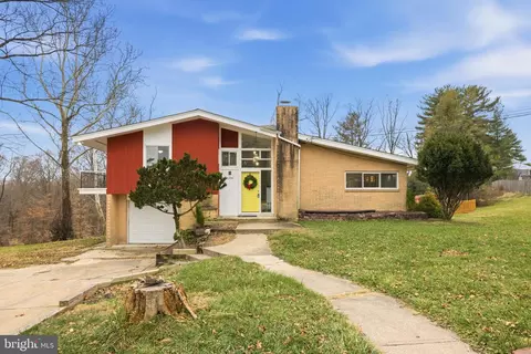 Exterior - 6206 Pleasant View Ave, Baltimore, MD 21209 photo 6 of 7
