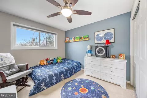 Bedroom - 6206 Pleasant View Ave, Baltimore, MD 21209 photo 2 of 4