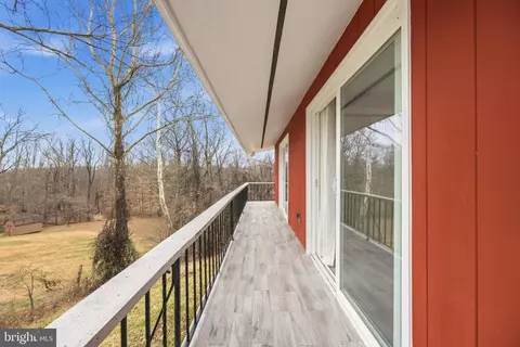 Exterior - 6206 Pleasant View Ave, Baltimore, MD 21209 photo 1 of 7