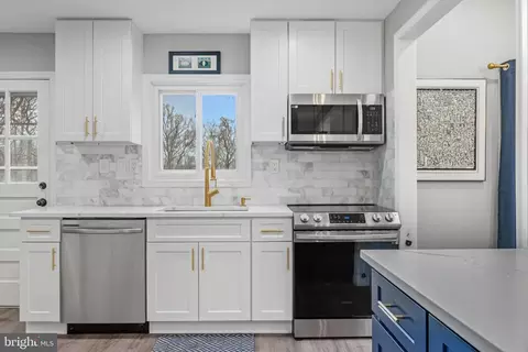 Kitchen - 6206 Pleasant View Ave, Baltimore, MD 21209 photo 5 of 5