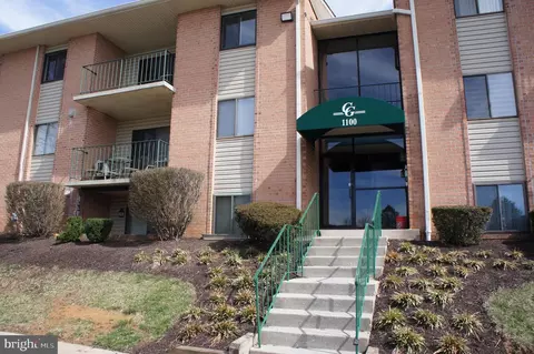 1100 Lisadale Cir #1A, Catonsville, MD 21228