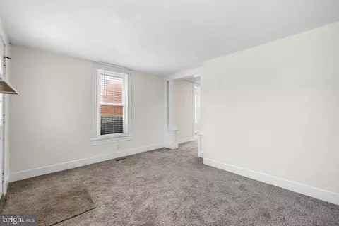 15 Wolf Ave, Reisterstown, MD 21136 photo 8