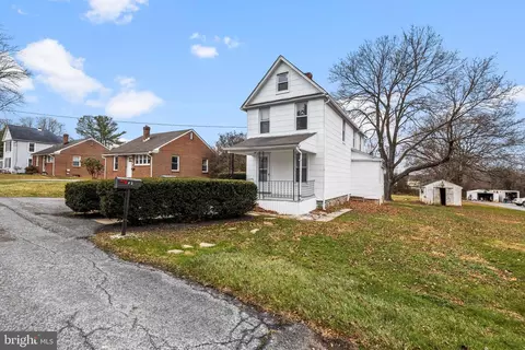 15 Wolf Ave, Reisterstown, MD 21136 photo 3