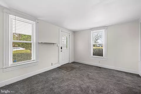 15 Wolf Ave, Reisterstown, MD 21136 photo 7