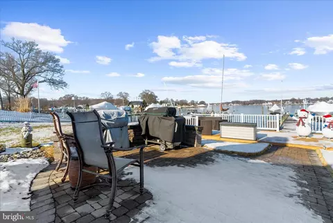 Exterior - 3830 New Section Rd, Middle River, MD 21220 photo 5 of 10