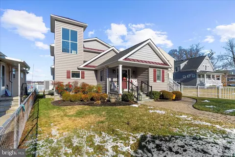 Exterior - 3830 New Section Rd, Middle River, MD 21220 photo 1 of 10