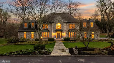 7 Hambleton Ct, Pikesville, MD 21208