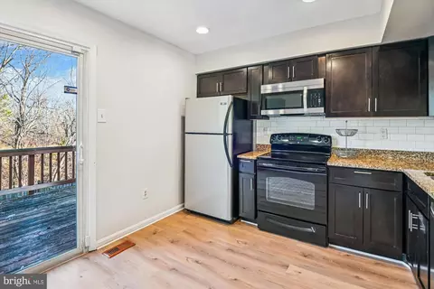 16 Jack Pine Pl, Nottingham, MD 21236 photo 10