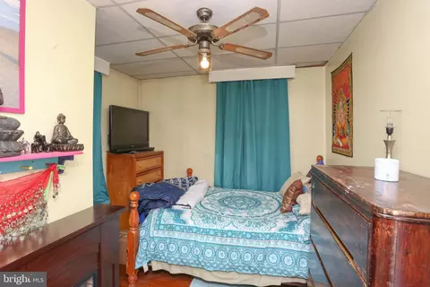 Bedroom - 6901 Ridgeway Rd, Dundalk, MD 21222 photo 5 of 5