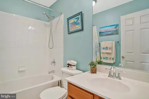 Bath - 9831 Biggs Rd, Middle River, MD 21220 photo 2 of 2