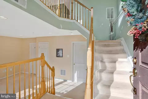 Entry Way - 9831 Biggs Rd, Middle River, MD 21220 photo 1 of 7