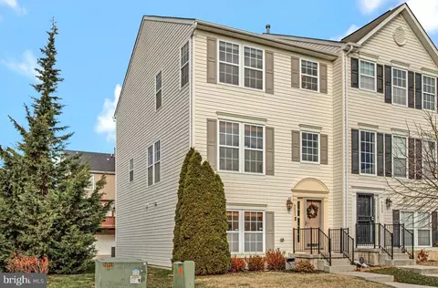 9831 Biggs Rd, Middle River, MD 21220