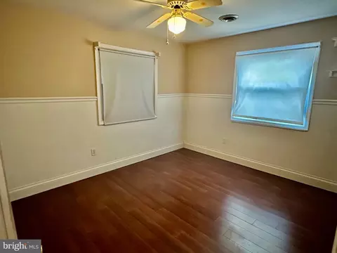 Bedroom - 28 Right Wing Dr, Middle River, MD 21220 photo 4 of 6