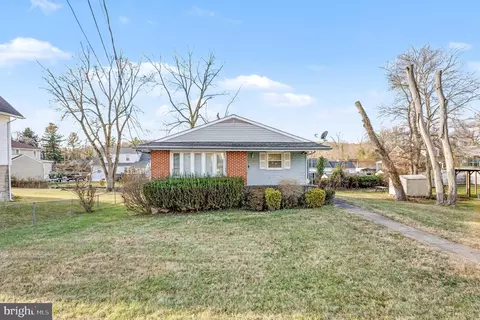 5523 Hutton Ave, Baltimore, MD 21207 photo 2
