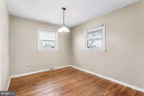5523 Hutton Ave, Baltimore, MD 21207 photo 5