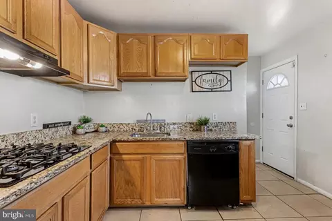 5523 Hutton Ave, Baltimore, MD 21207 photo 8