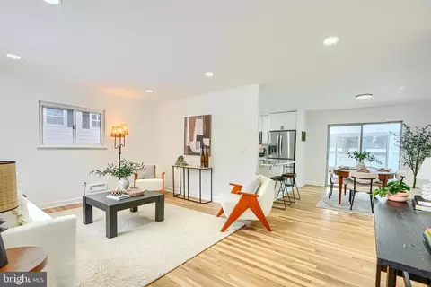 6112 Chesworth Rd, Catonsville, MD 21228