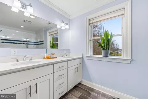 Bath - 3628 Bay Dr, Middle River, MD 21220 photo 2 of 3