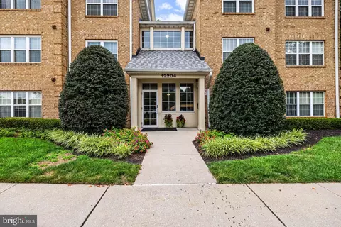 12204 Burncourt Rd #302, Lutherville Timonium, MD 21093